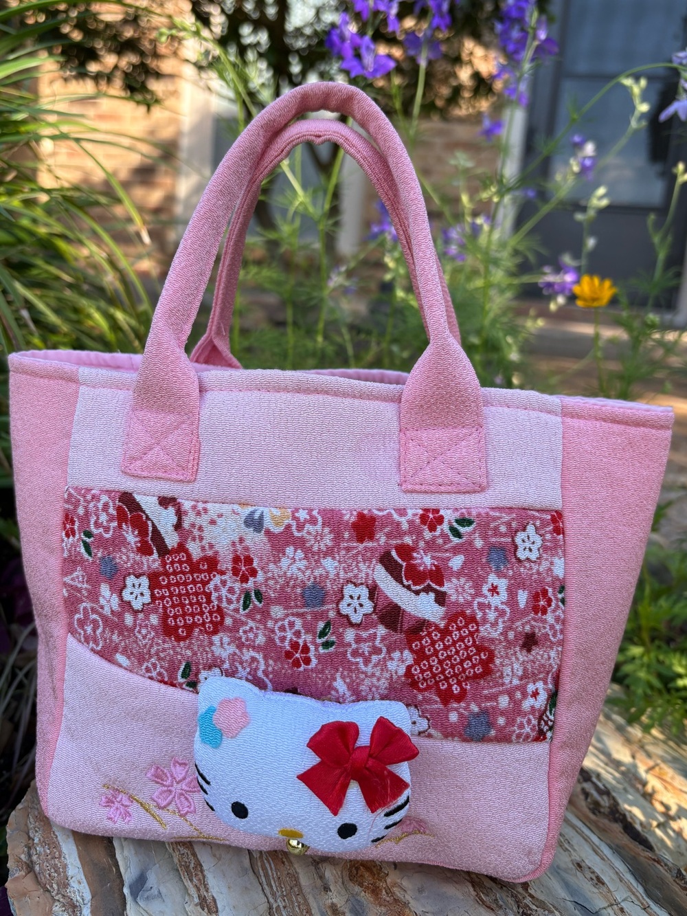 2007 Hello Kitty Japanese Fabric Sakura Sanrio Handbag 3D Kitten Tote Bow Bell